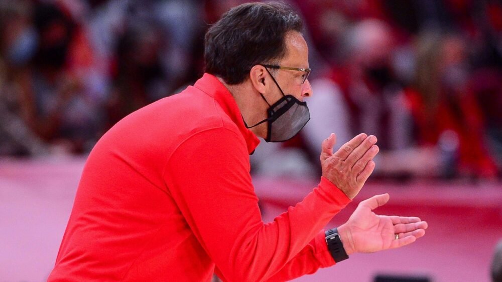 Georgia Bulldogs coach Tom Crean